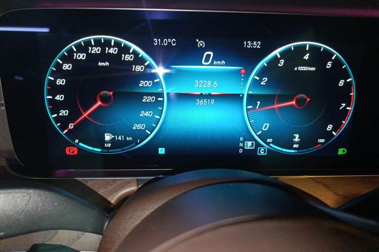 Used Mercedes-Benz E-Class 2021 E 300 L Premium Edition Odometer Close Up