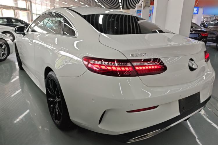 Used Mercedes-Benz E-Class 2021 E 260 Coupe Rear Left 45 Deg