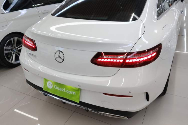 Used Mercedes-Benz E-Class 2021 E 260 Coupe Rear