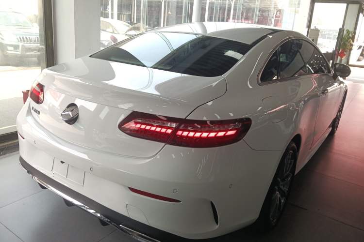 Used Mercedes-Benz E-Class 2021 E 260 Coupe Rear Right 45 Deg