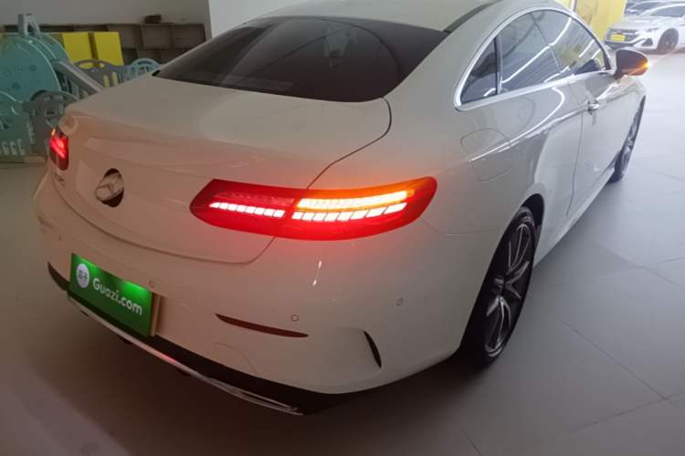 Used Mercedes-Benz E-Class 2021 E 260 Coupe Rear Right 45 Deg