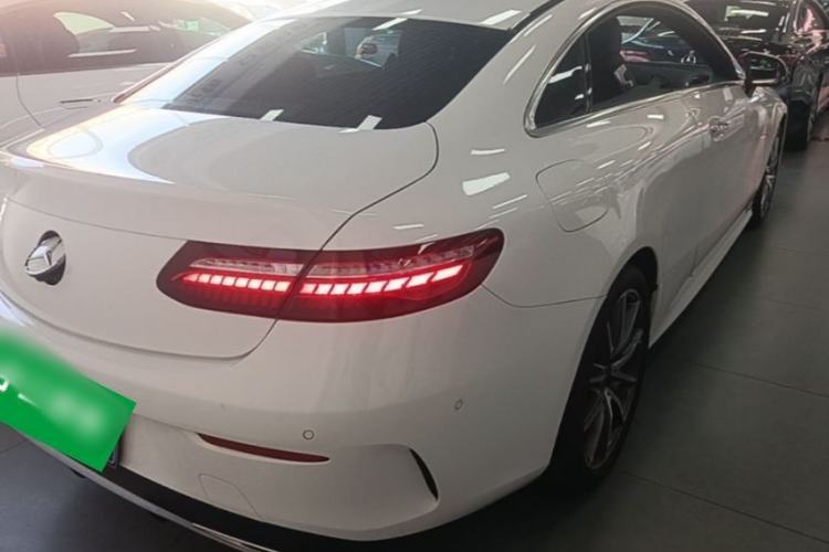 Used Mercedes-Benz E-Class 2021 E 260 Coupe Rear Right 45 Deg