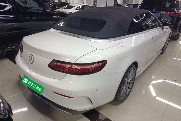 Used Mercedes-Benz E-Class 2021 E 260 Convertible Coupe Rear Right 45 Deg