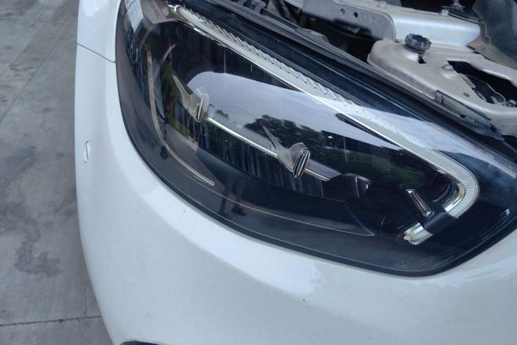 Used Mercedes-Benz E-Class 2021 E 260 L Sport Edition Right Front Headlight