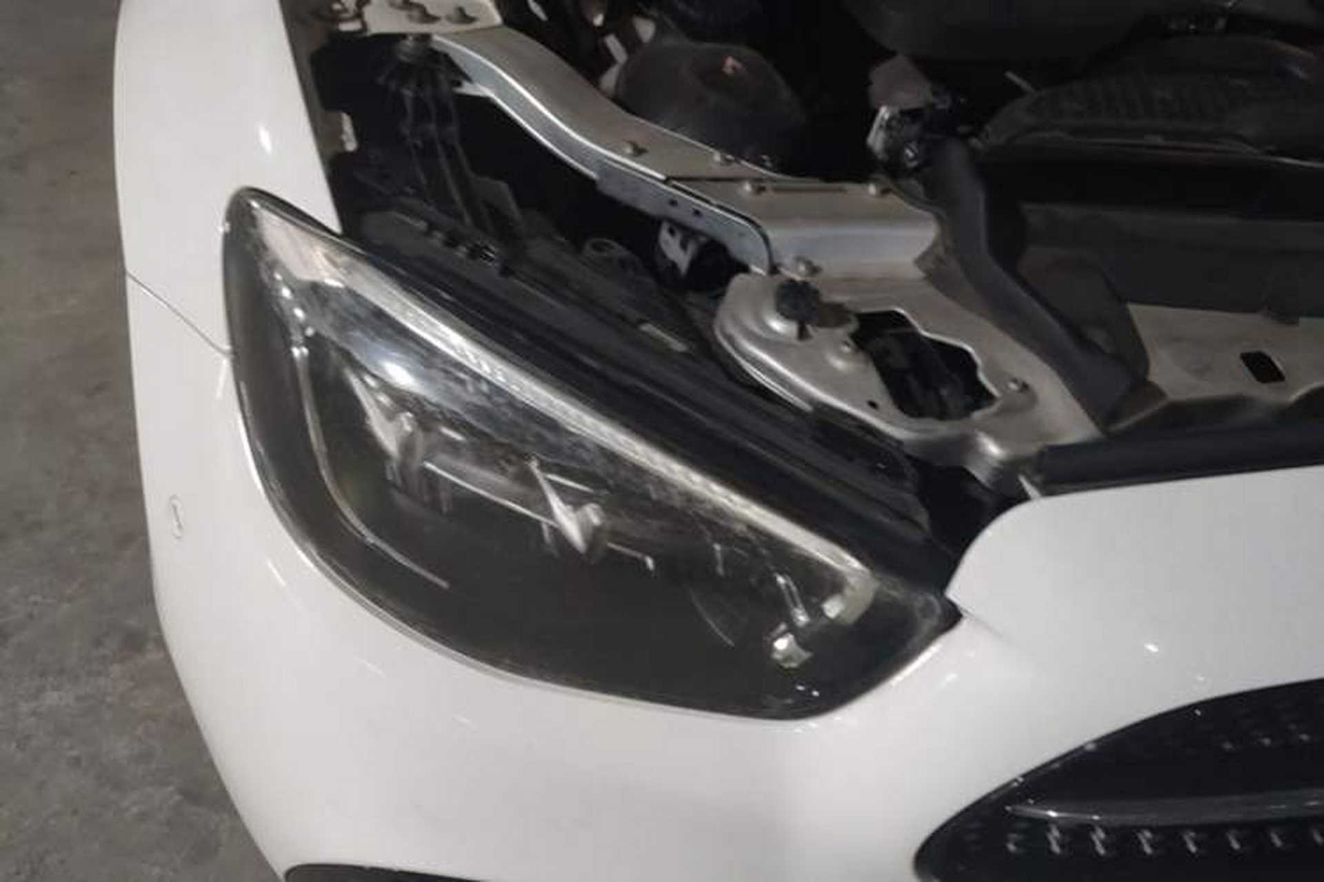 Used Mercedes-Benz E-Class 2021 E 260 Stylish Sports Edition Right Front Headlight