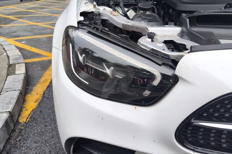 Used Mercedes-Benz E-Class 2021 Updated E 260 Fashion Sport Edition Right Front Headlight