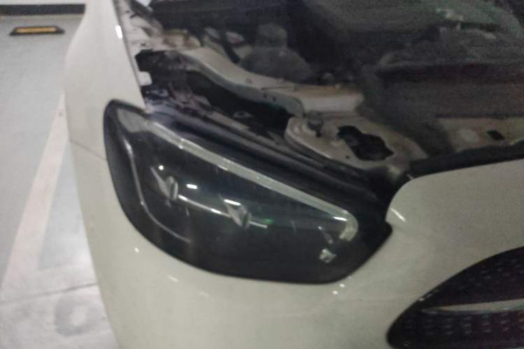 Used Mercedes-Benz E-Class 2021 Restyled E 300 L Sport Luxury Edition Right Front Headlight