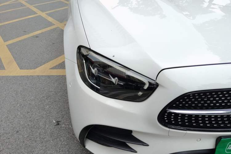 Used Mercedes-Benz E-Class 2021 Updated E 260 Fashion Sport Edition Right Front Headlight