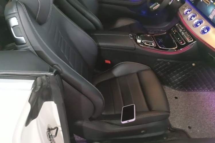 Used Mercedes-Benz E-Class 2021 E 300 Coupe Right Front Seat