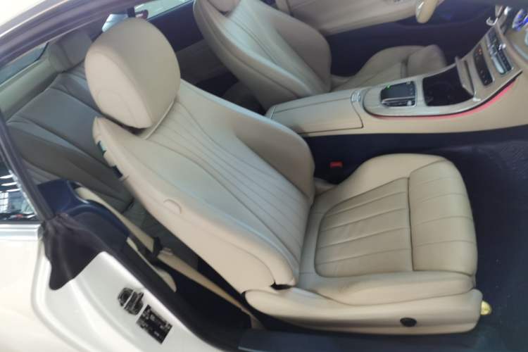 Used Mercedes-Benz E-Class 2021 E 260 Coupe Right Front Seat