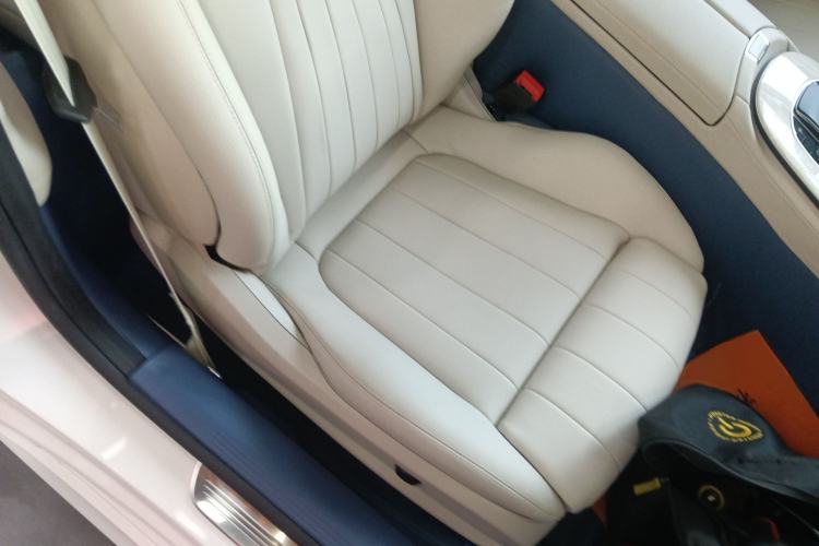 Used Mercedes-Benz E-Class 2021 E 260 Coupe Right Front Seat