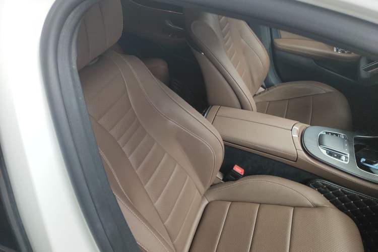 Used Mercedes-Benz E-Class 2021 Restyled E 300 L Sporty and Stylish Edition Right Front Seat