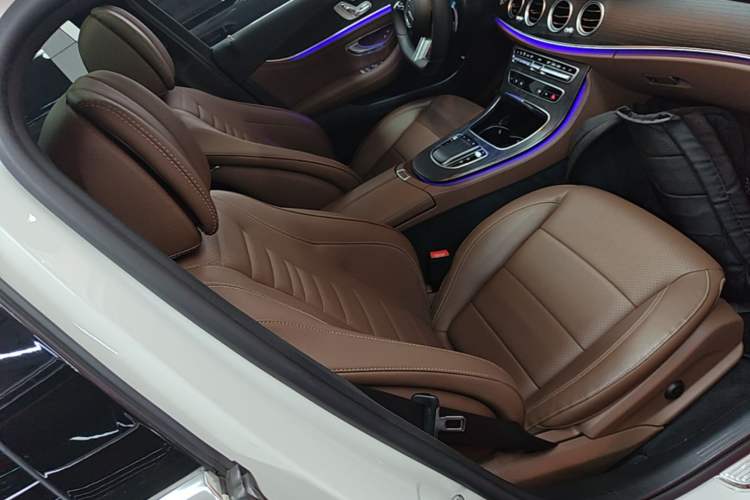Used Mercedes-Benz E-Class 2021 E 300 L Sport Luxury Edition Right Front Seat
