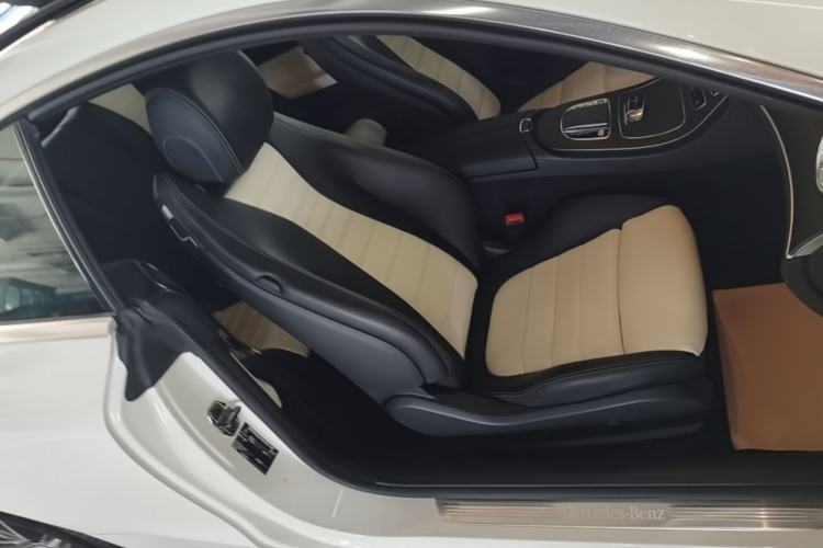 Used Mercedes-Benz E-Class 2021 Facelift E 300 Coupe Right Front Seat