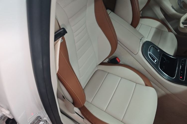Used Mercedes-Benz E-Class 2021 Restyled E 300 L Sport Luxury Edition Right Front Seat