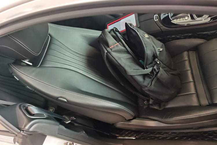 Used Mercedes-Benz E-Class 2021 E 260 Coupe Right Front Seat