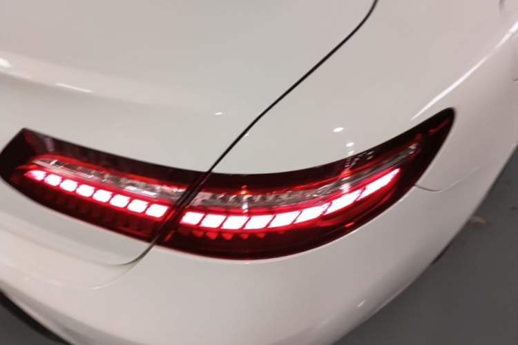 Used Mercedes-Benz E-Class 2021 E 300 Coupe Right Rear Taillight