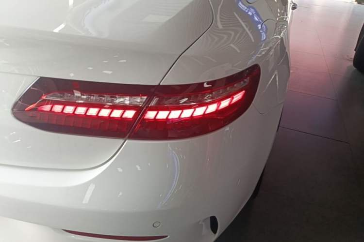 Used Mercedes-Benz E-Class 2021 E 260 Coupe Right Rear Taillight