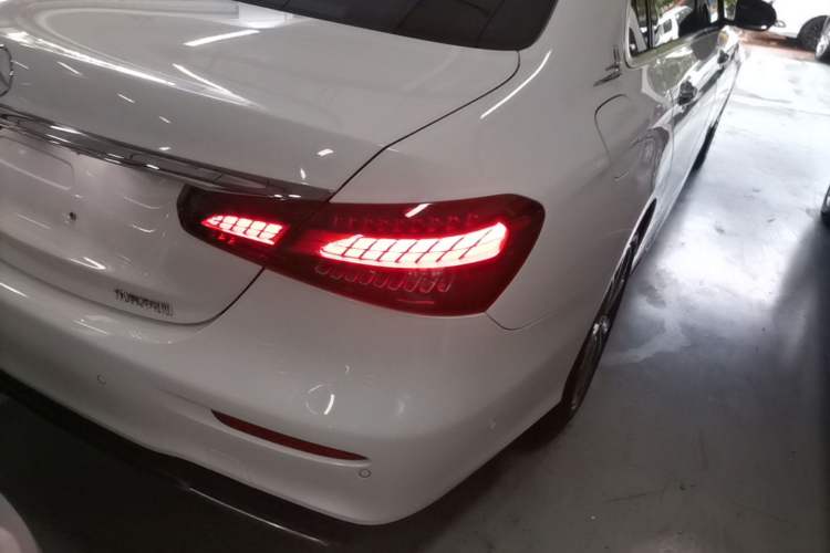 Used Mercedes-Benz E-Class 2021 E 300 L Sporty and Stylish Model Right Rear Taillight