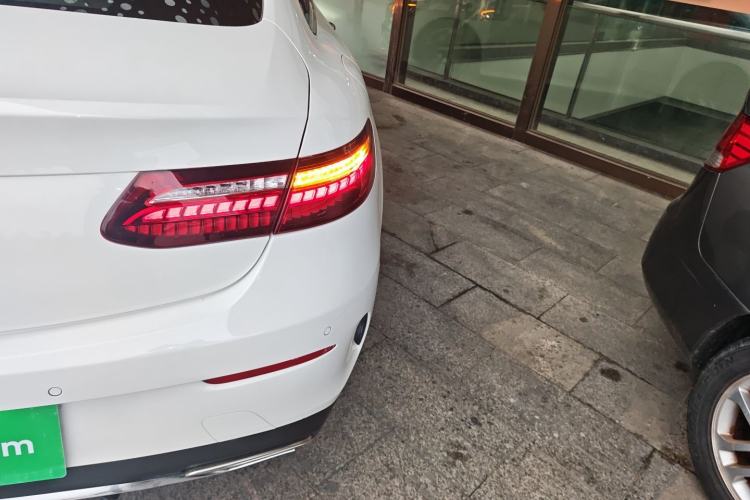 Used Mercedes-Benz E-Class 2021 E 260 Coupe Right Rear Taillight