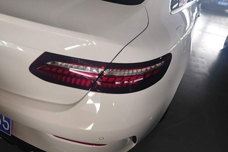Used Mercedes-Benz E-Class 2021 Facelift E 260 Coupe Right Rear Taillight