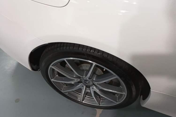 Used Mercedes-Benz E-Class 2021 E 300 Coupe Right Rear Wheel Hub
