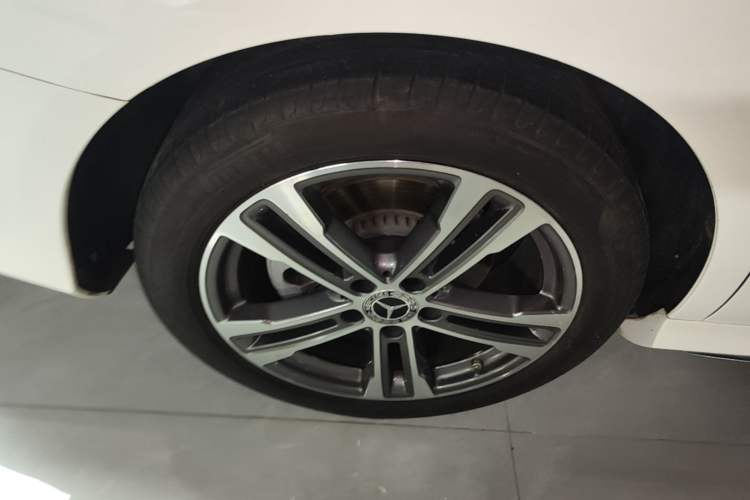 Used Mercedes-Benz E-Class 2021 Facelift E 260 L Sport Edition Right Rear Wheel Hub