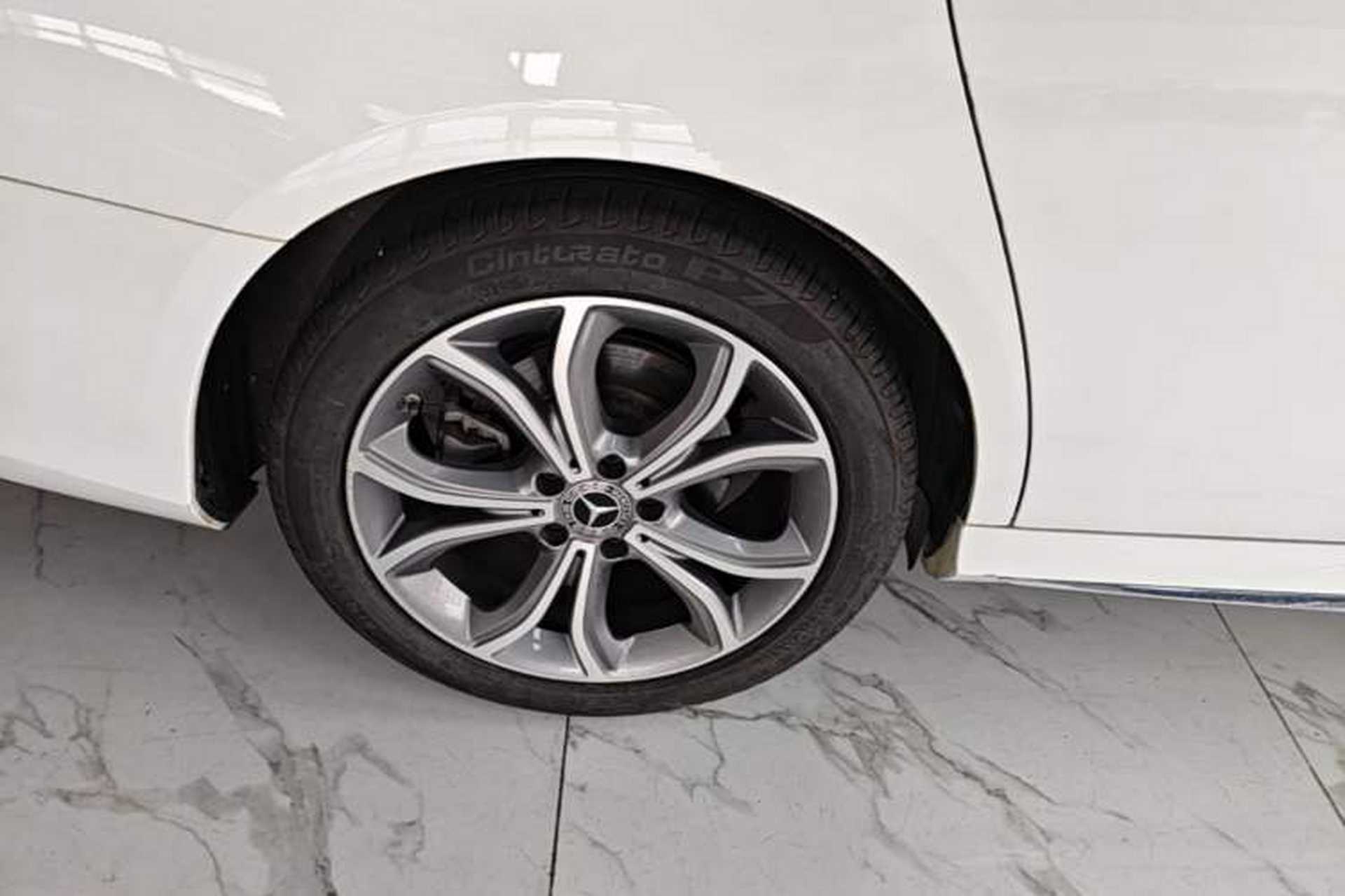 Used Mercedes-Benz E-Class 2021 Restyled E 300 L Sport Luxury Edition Right Rear Wheel Hub