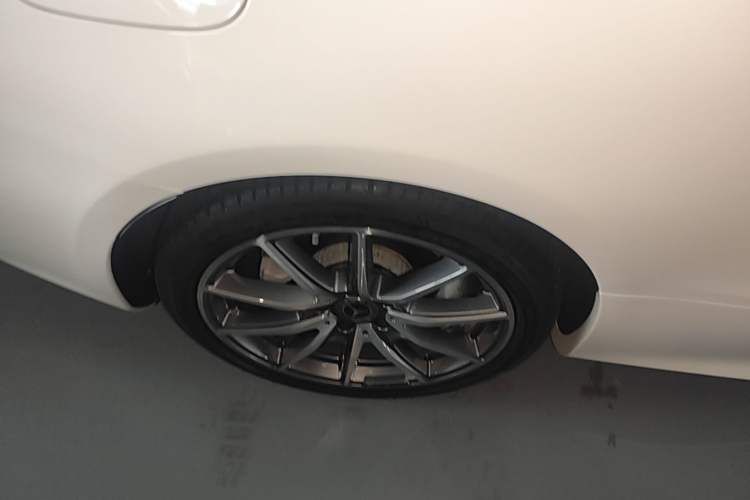 Used Mercedes-Benz E-Class 2021 Facelift E 260 Coupe Right Rear Wheel Hub