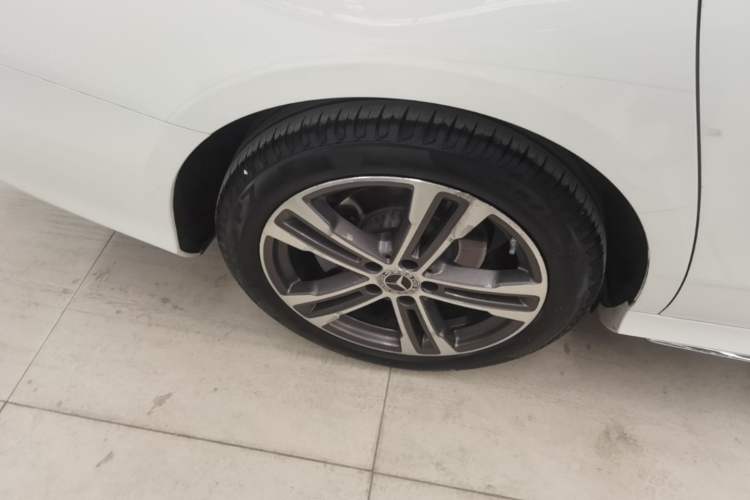 Used Mercedes-Benz E-Class 2021 Facelift E 260 L Sport Edition Right Rear Wheel Hub