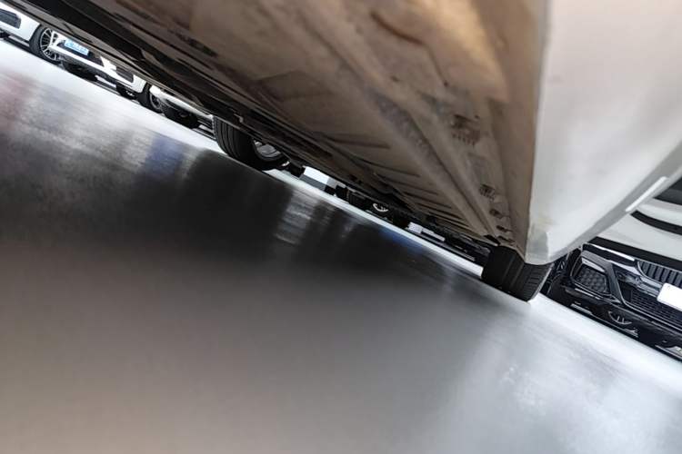 Used Mercedes-Benz E-Class 2021 Facelift E 260 Coupe Right Side Sill