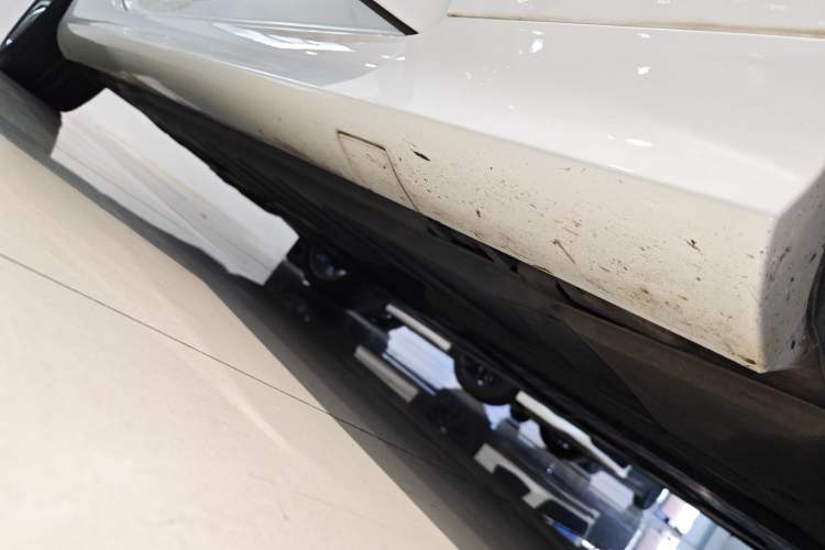 Used Mercedes-Benz E-Class 2021 Facelift E 260 Coupe Right Side Sill