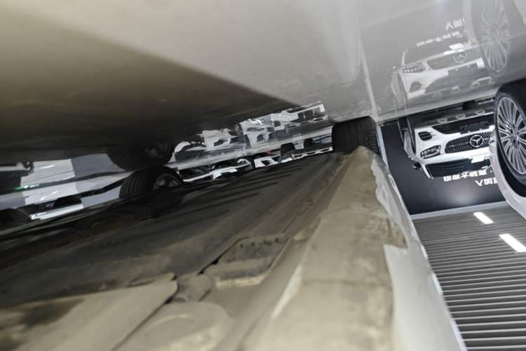Used Mercedes-Benz E-Class 2021 Facelift E 260 Coupe Right Side Sill