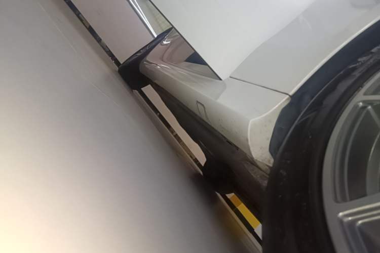 Used Mercedes-Benz E-Class 2021 E 260 Coupe Right Side Sill
