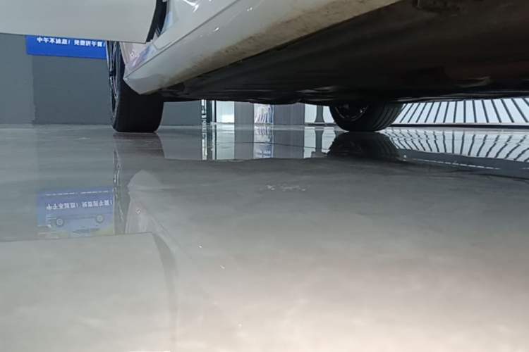 Used Mercedes-Benz E-Class 2021 E 260 Stylish Sports Edition Right Side Sill