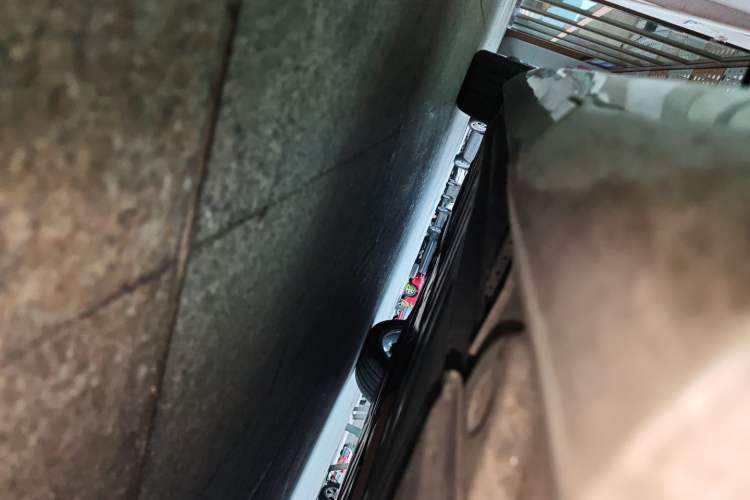 Used Mercedes-Benz E-Class 2021 E 260 Coupe Right Side Sill
