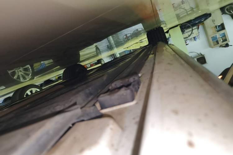 Used Mercedes-Benz E-Class 2021 Facelift E 260 L Sport Edition Right Side Sill
