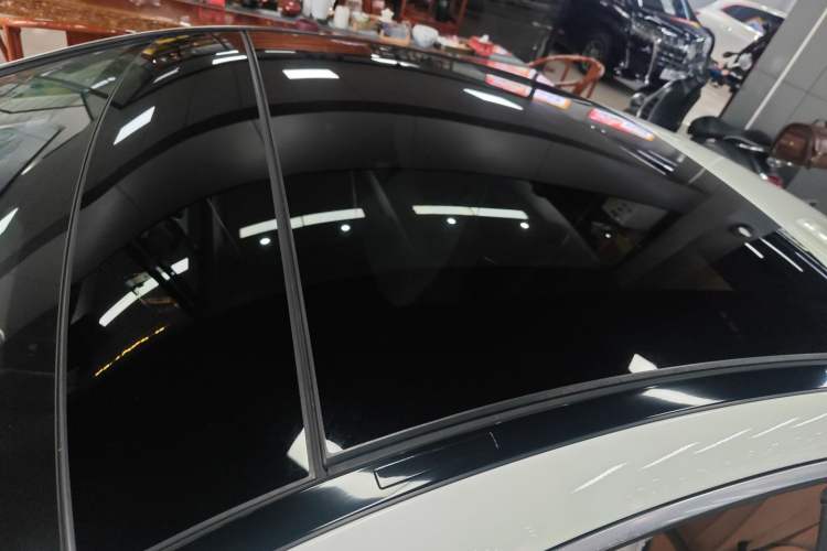 Used Mercedes-Benz E-Class 2021 E 260 Coupe Roof