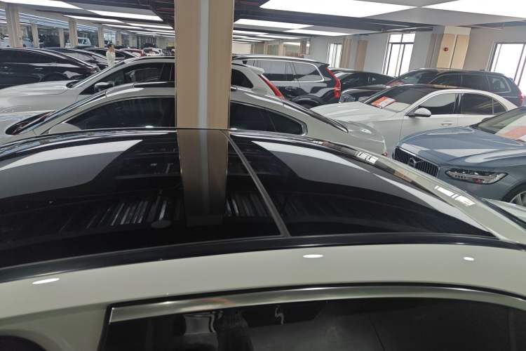 Used Mercedes-Benz E-Class 2021 Restyled E 300 L Luxury Edition Roof
