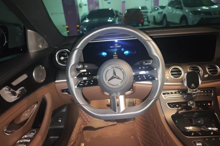 Used Mercedes-Benz E-Class 2021 Restyled E 300 L Sporty and Stylish Edition Steering Wheel
