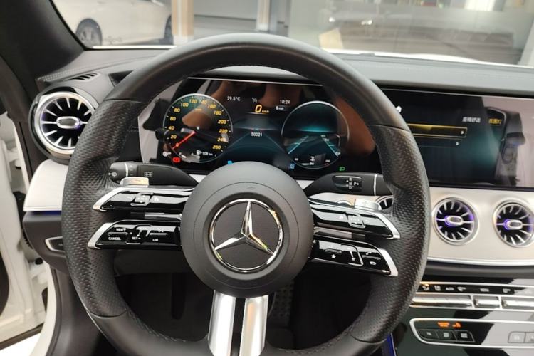 Used Mercedes-Benz E-Class 2021 Facelift E 260 Coupe Steering Wheel