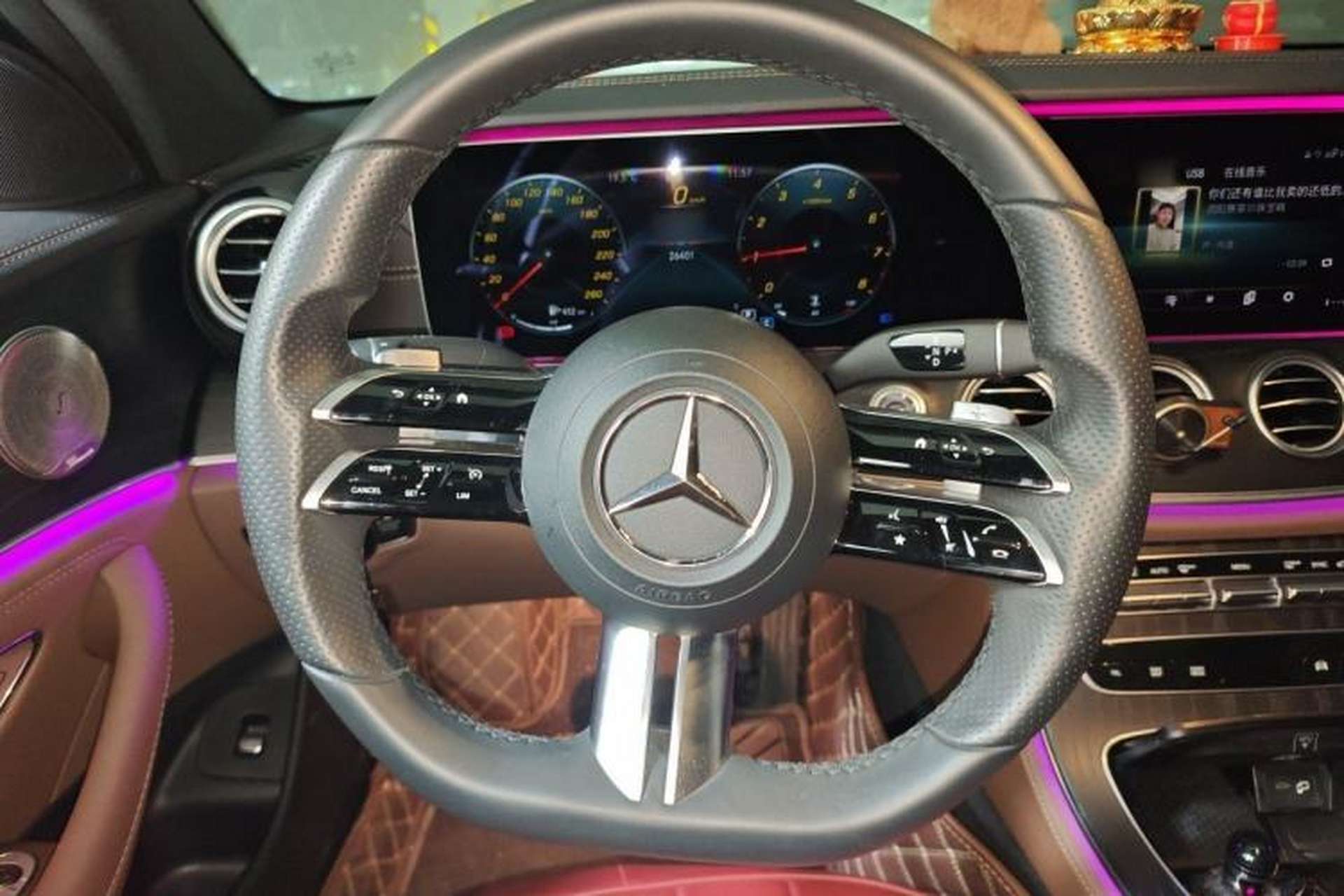 Used Mercedes-Benz E-Class 2021 E 300 L Sporty and Stylish Model Steering Wheel