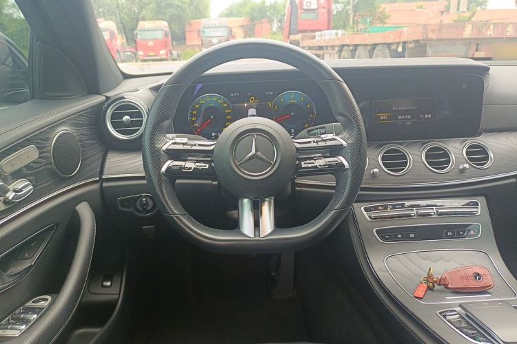 Used Mercedes-Benz E-Class 2021 E 260 Stylish Sports Edition Steering Wheel