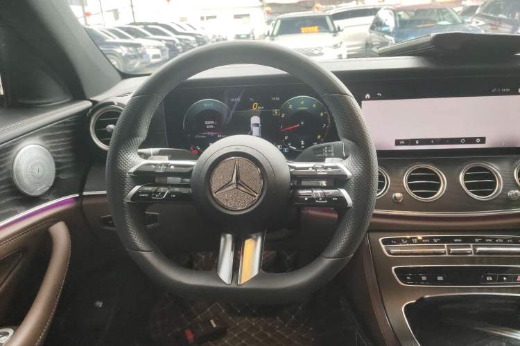 Used Mercedes-Benz E-Class 2021 Restyled E 300 L Sporty and Stylish Edition Steering Wheel