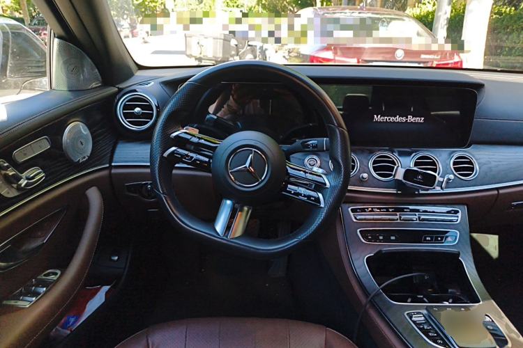 Used Mercedes-Benz E-Class 2021 Updated E 260 Fashion Sport Edition Steering Wheel