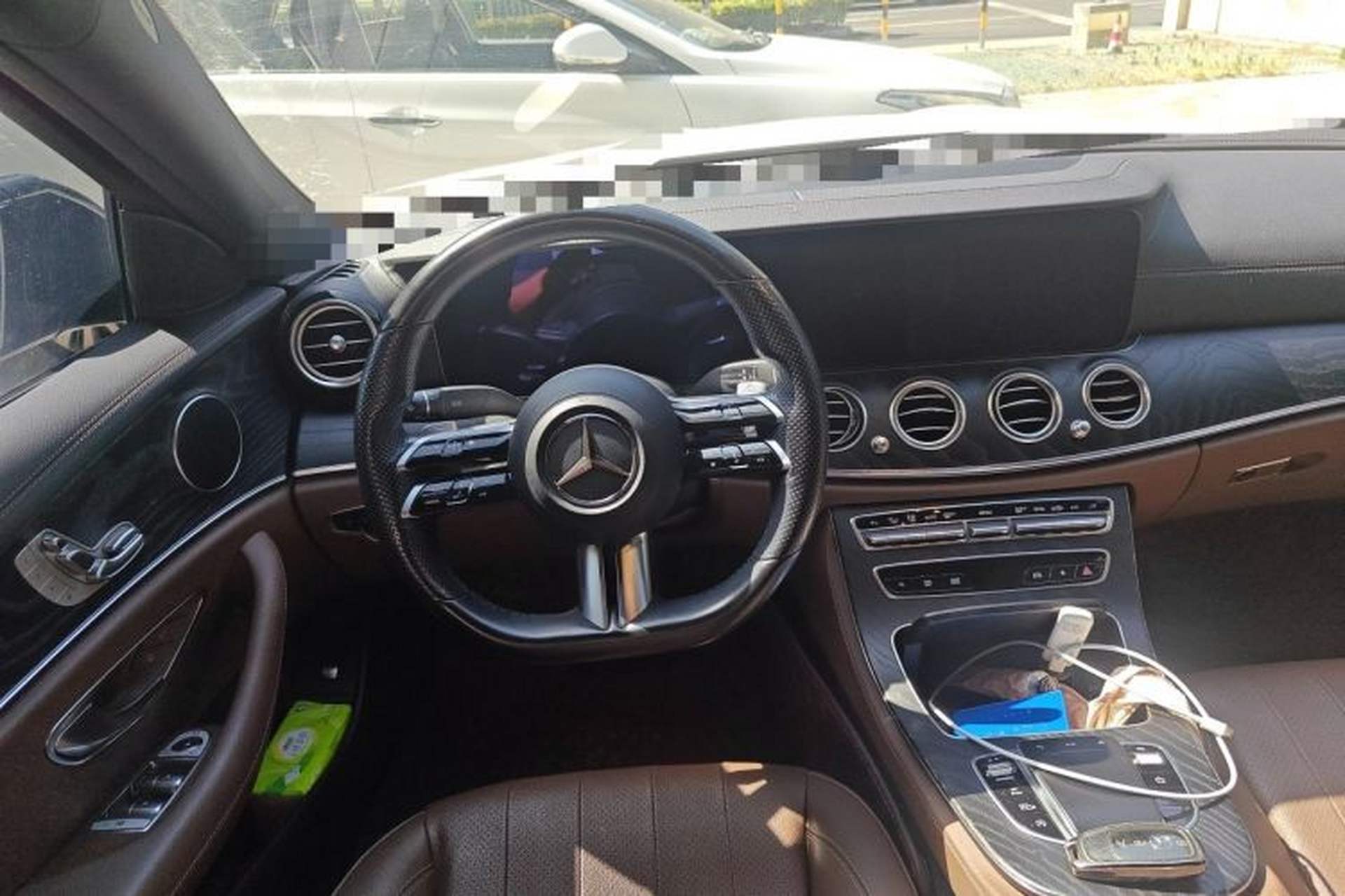 Used Mercedes-Benz E-Class 2021 E 260 Stylish Sports Edition Steering Wheel