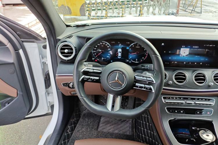 Used Mercedes-Benz E-Class 2021 Facelift E 260 L Sport Edition Steering Wheel