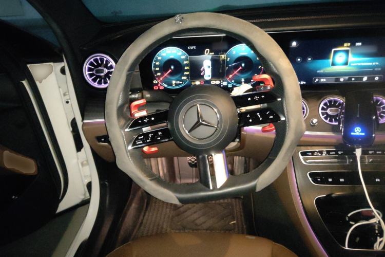 Used Mercedes-Benz E-Class 2021 Restyled E 300 L Sporty and Stylish Edition Steering Wheel