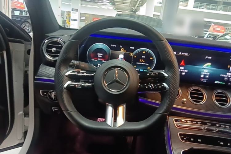 Used Mercedes-Benz E-Class 2021 E 260 Stylish Sports Edition Steering Wheel