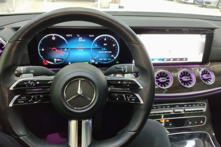 Used Mercedes-Benz E-Class 2021 E 260 Coupe Steering Wheel